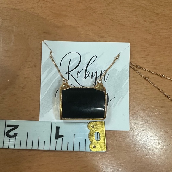 Robyn Rhodes - Quentin Necklace - Picture 9 of 10